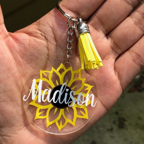 ⭐️2 for $15 ⭐️ Customized Designed Personalized Keychains: Holiday Gift Ideas - Picture 12 of 17